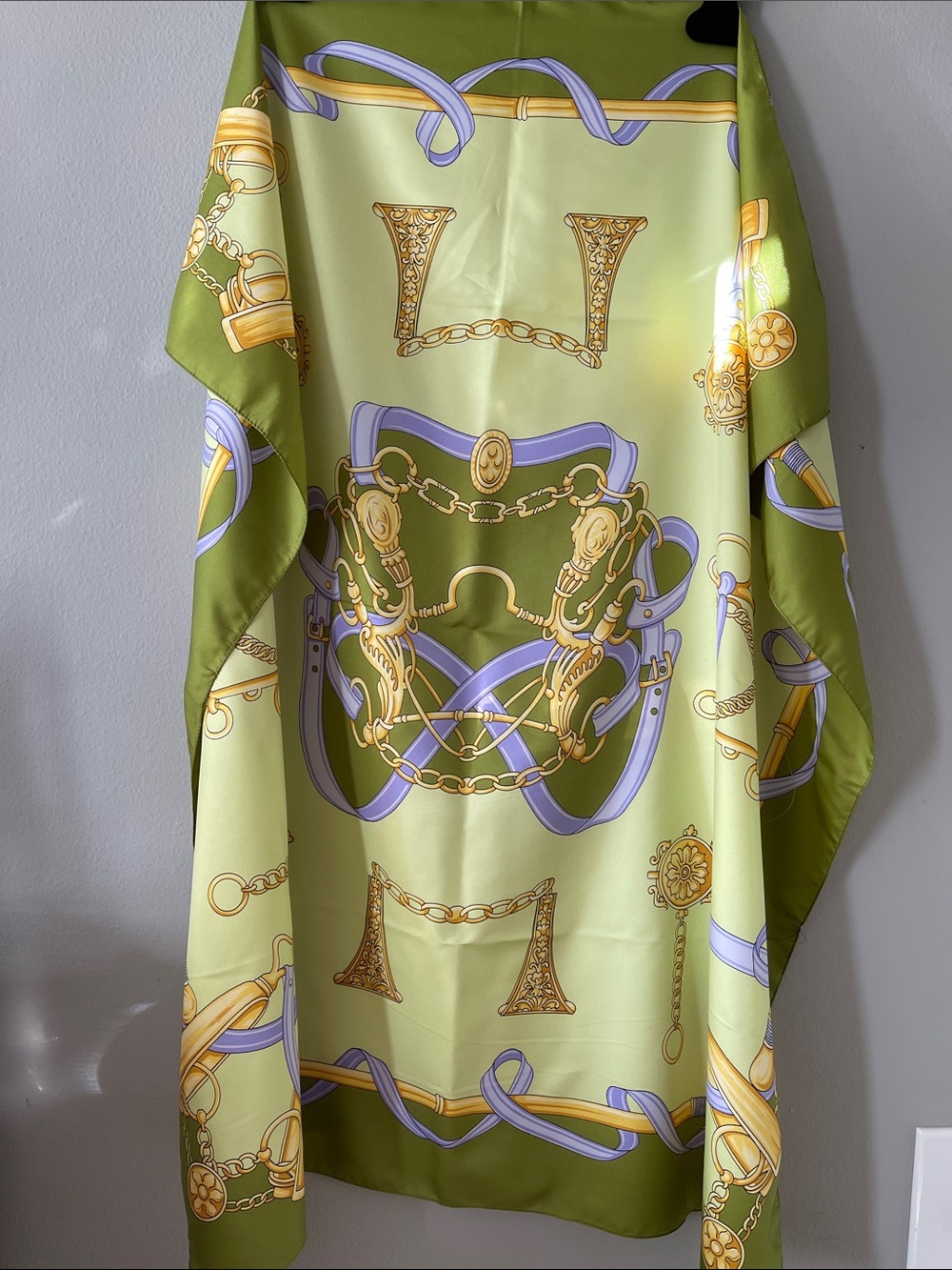 Lime Green Chain & Ribbon Print Scarf vintage Andres Maree - Picture 2 of 8